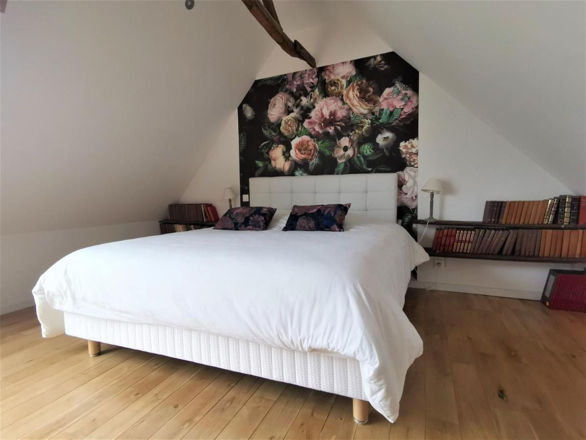 Domaine Lvd Avec Spa, Bois Et Riviere Privee La Bloutiere Exterior photo