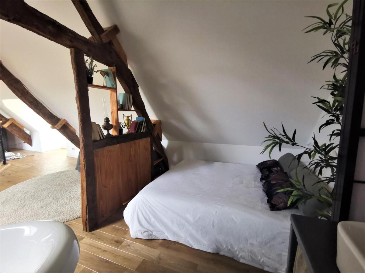 Domaine Lvd Avec Spa, Bois Et Riviere Privee La Bloutiere Exterior photo
